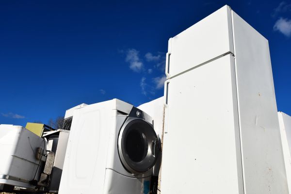 Refrigerator Disposal Service in Cabot